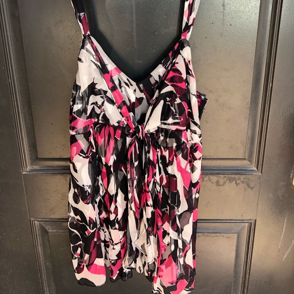 Pink/black/white silk top